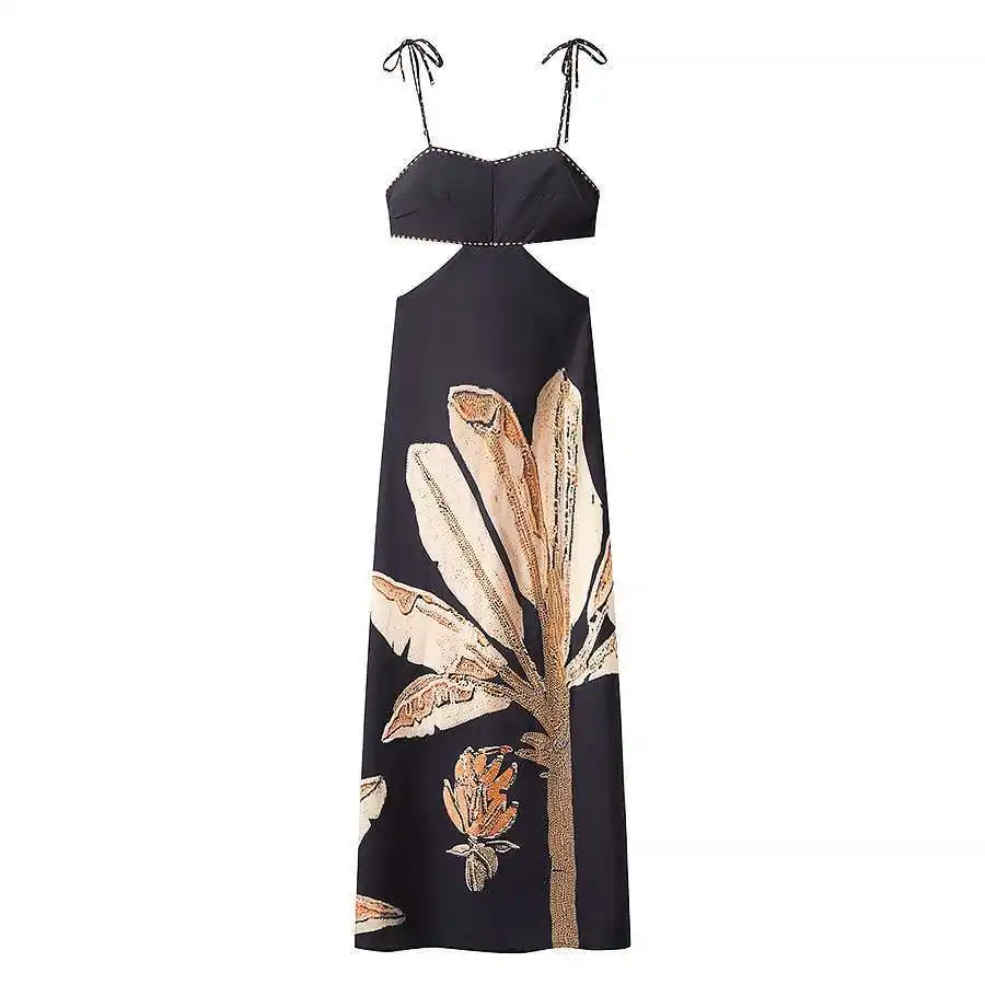 فستان أسود بنقشة فنية أنيقة