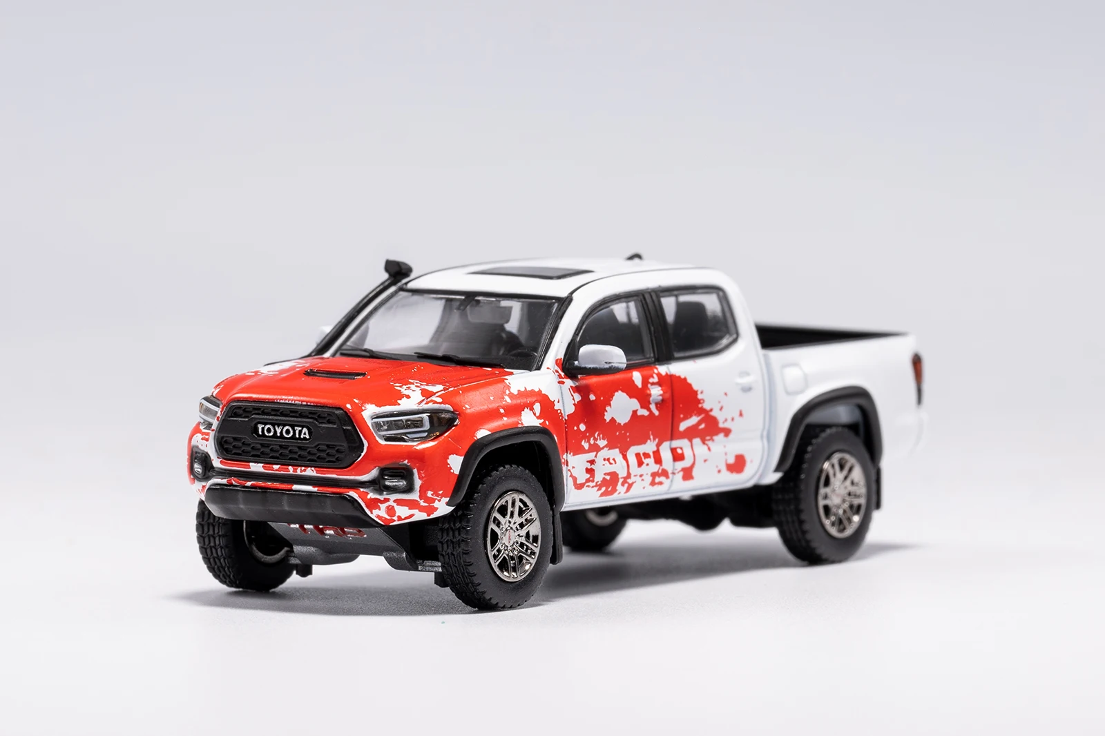 

GCD 1/64 Diecast Off-Road Tacoma Model Car Camping Version Toys 1:64 Vehicle With Case Gift for Adults Hobby Collection