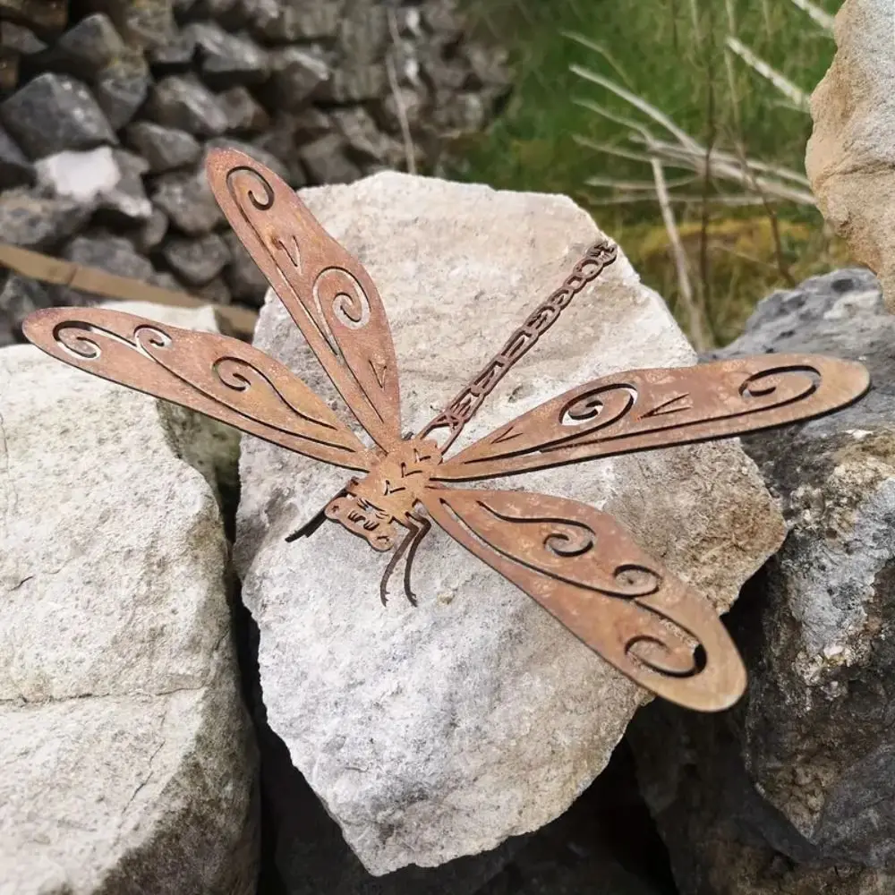 Rusty Red Iron Dragonfly Silhouette Stake Balcony Yard Wrought Iron Art Garden Fence Decoration Garden Accessories