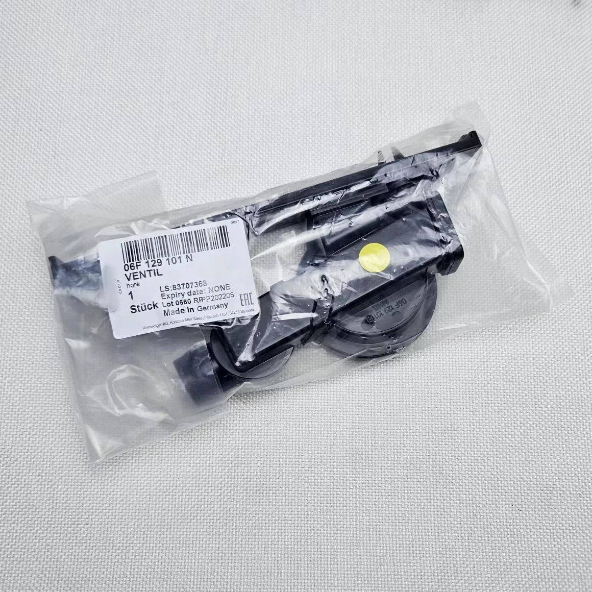 Genuine PCV Engine Crankcase Vent Valve 06F129101K,06F129101R/N For AUDI A1,A3,A4 B7,A6 C6,TT,VW Golf,Jetta,Passat,Scirocco