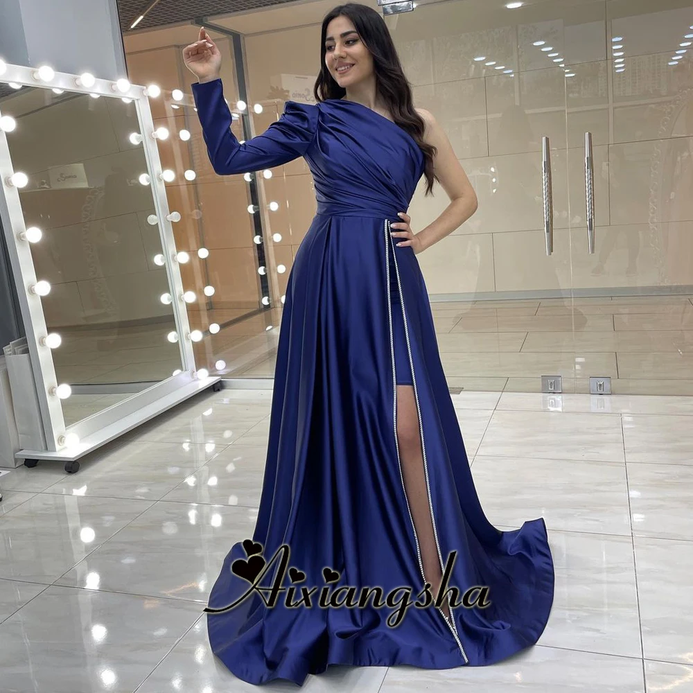 

Aixiangsha Elegant Evening Dresses A-Line One Shoulder Full Sleeves Slit Pleated Satin Party Gown Vestidos De Festa Customised