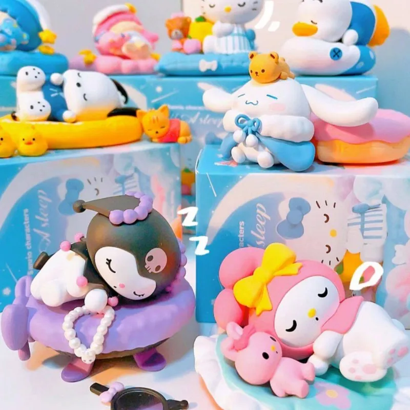 

Kawaii Подлинная семья Sanrio спит в спокойной серии Hello Kitty Kuromi Jade Dog Coolmy Girls Kawaii Игрушечная модель подарки ручной работы