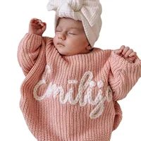 Nouveau nom personnalisé enfants vêtements filles garçons personnalisé bébé chandails à la main ligne épaisse broderie enfants pull tricoté 5