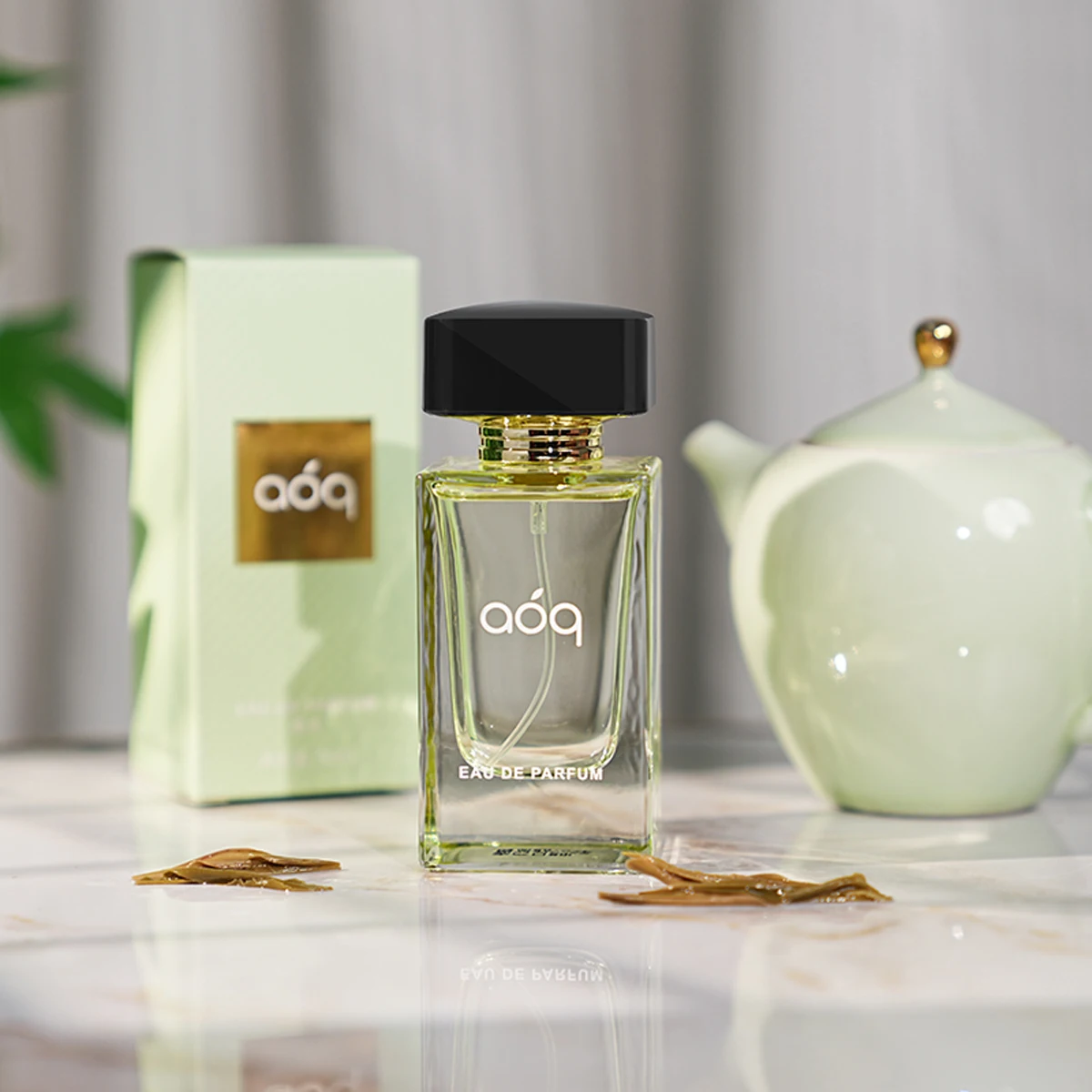 عطر نسائي او دي بارفان - جزيرة الشاي