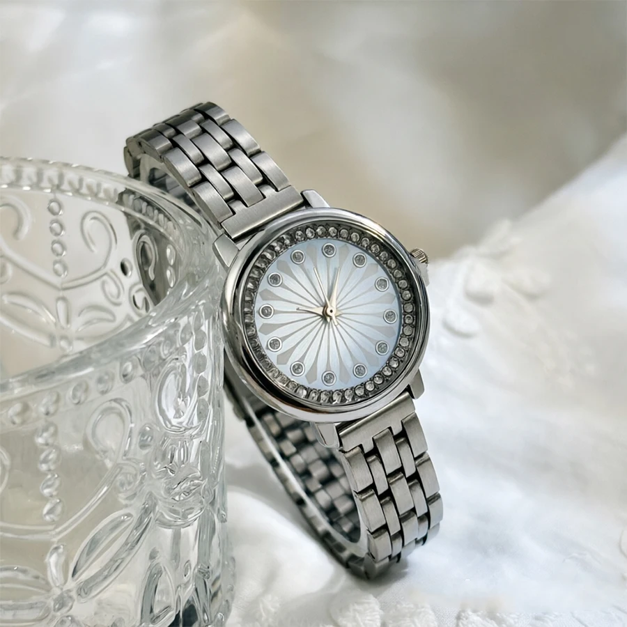 Elegant Silver Women's Watch with Luxury Diamond Dial and Stainless Steel Strap