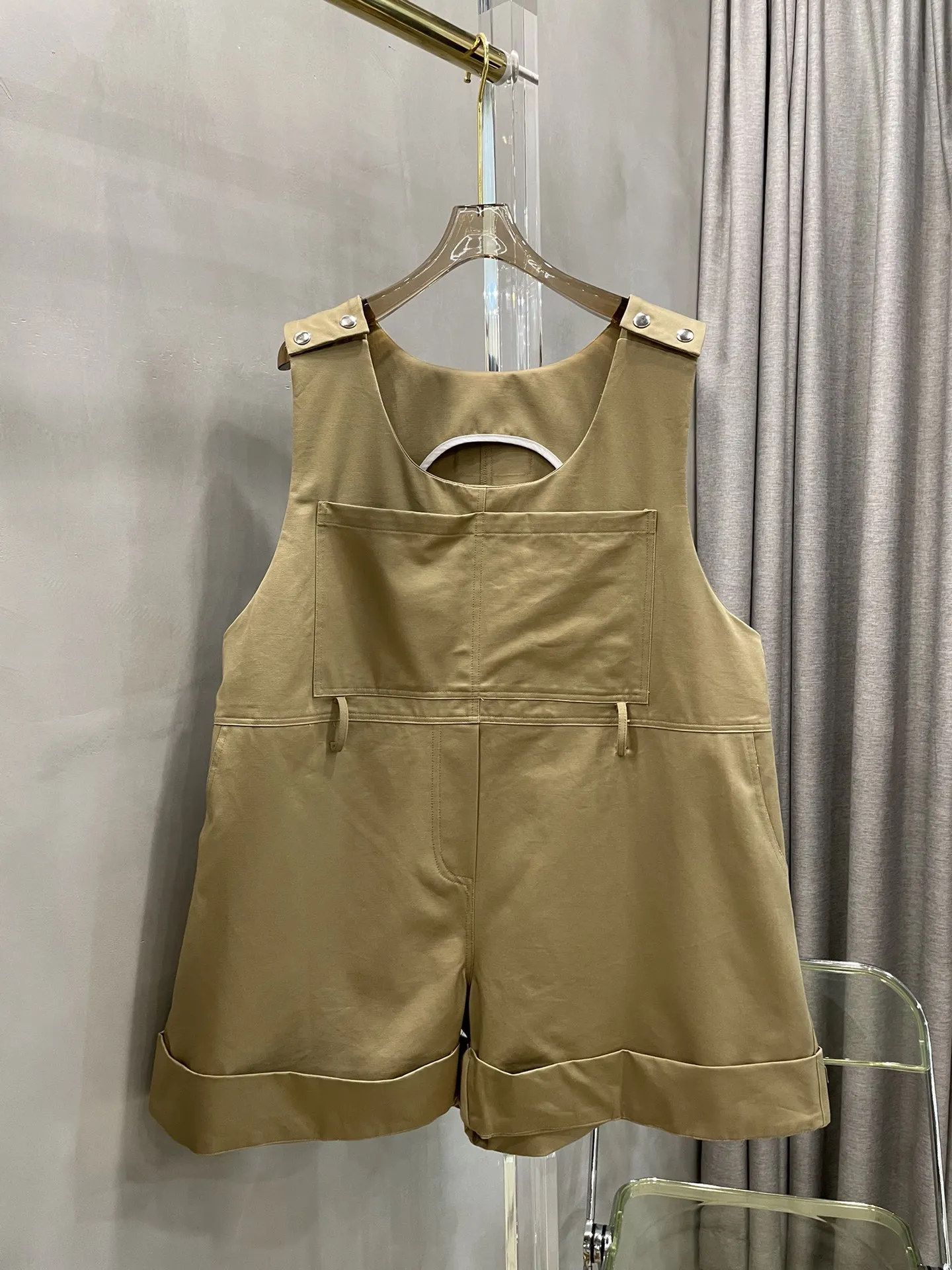 

Workwear strappy shorts loose fit casual fashion 2023 summer new