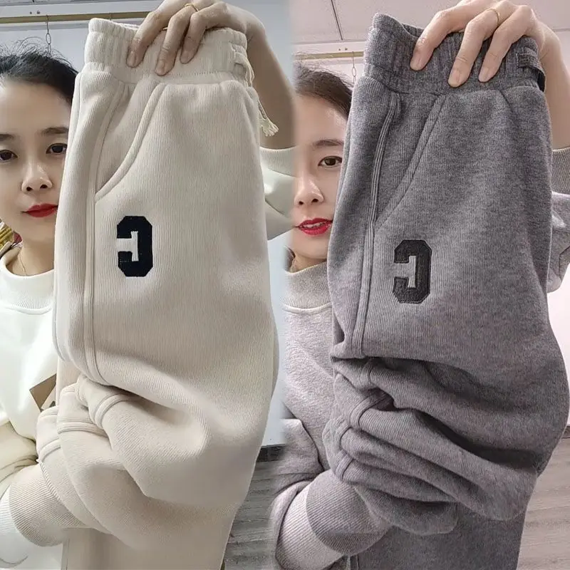 Add Velvet Winter Sweatpants Women Letter Print High Waist Korean Harem Pantalones All-Match Fleece Lined Oversized Baggy Pant