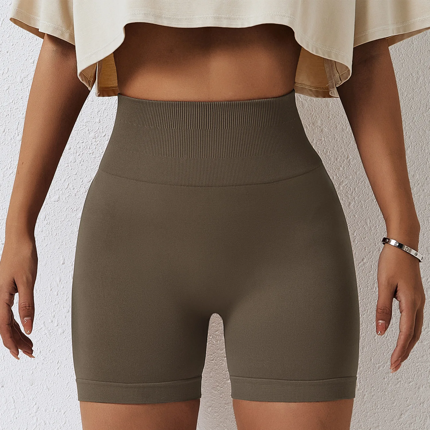 Women's high waisted abdominal tightening and hip lifting yoga shorts, seamless, running and fitness, tight fitting sports pants