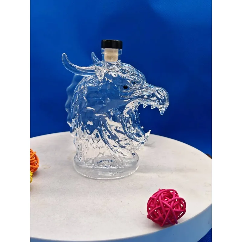 Luxury Dragon Head Whiskey Decanter-Handcrafted Crystal Clear Glass with Intricate Scale Carving, Collector's Display Art Piece