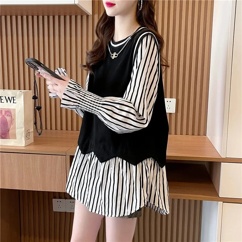 

2024 New Female Splicing Fake Two Pieces Shirt Sleeve Hoodies Women Korean Loose Fitting Pullover Round Neck Fake Two Pieces Top