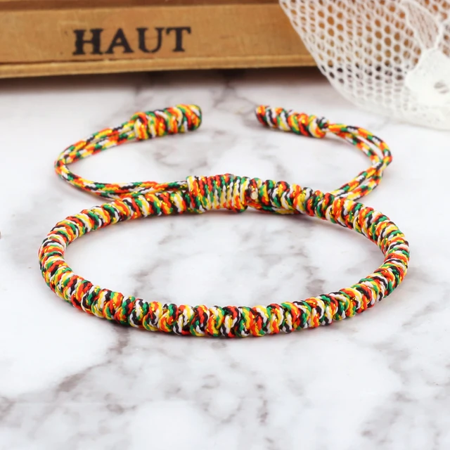 How to Make Friendship Bracelets - in 7 Easy Steps