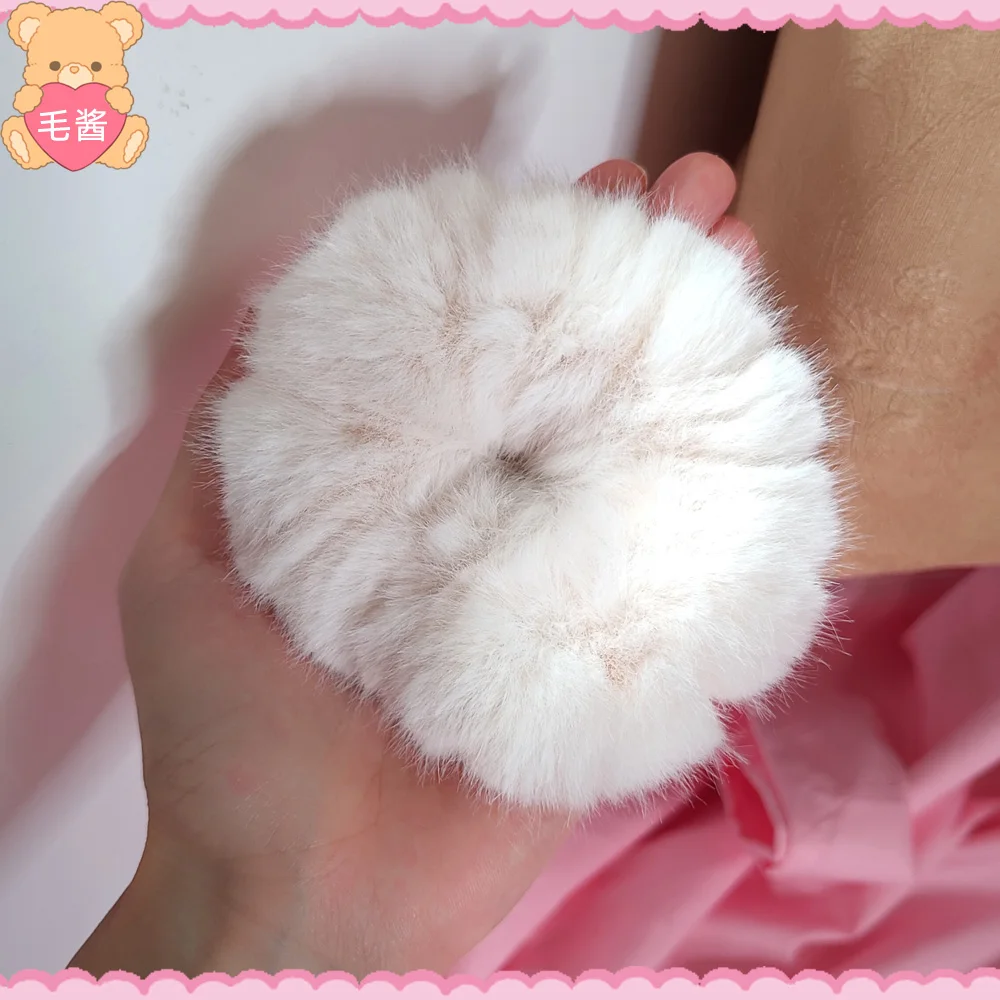 White Fur Lolita Hair Ring – Kawaii Anime Hair Ornament