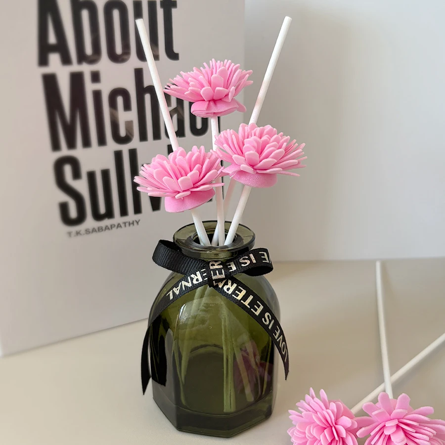 Aromatherapy Fragrance Diffuser with Floral Accents
