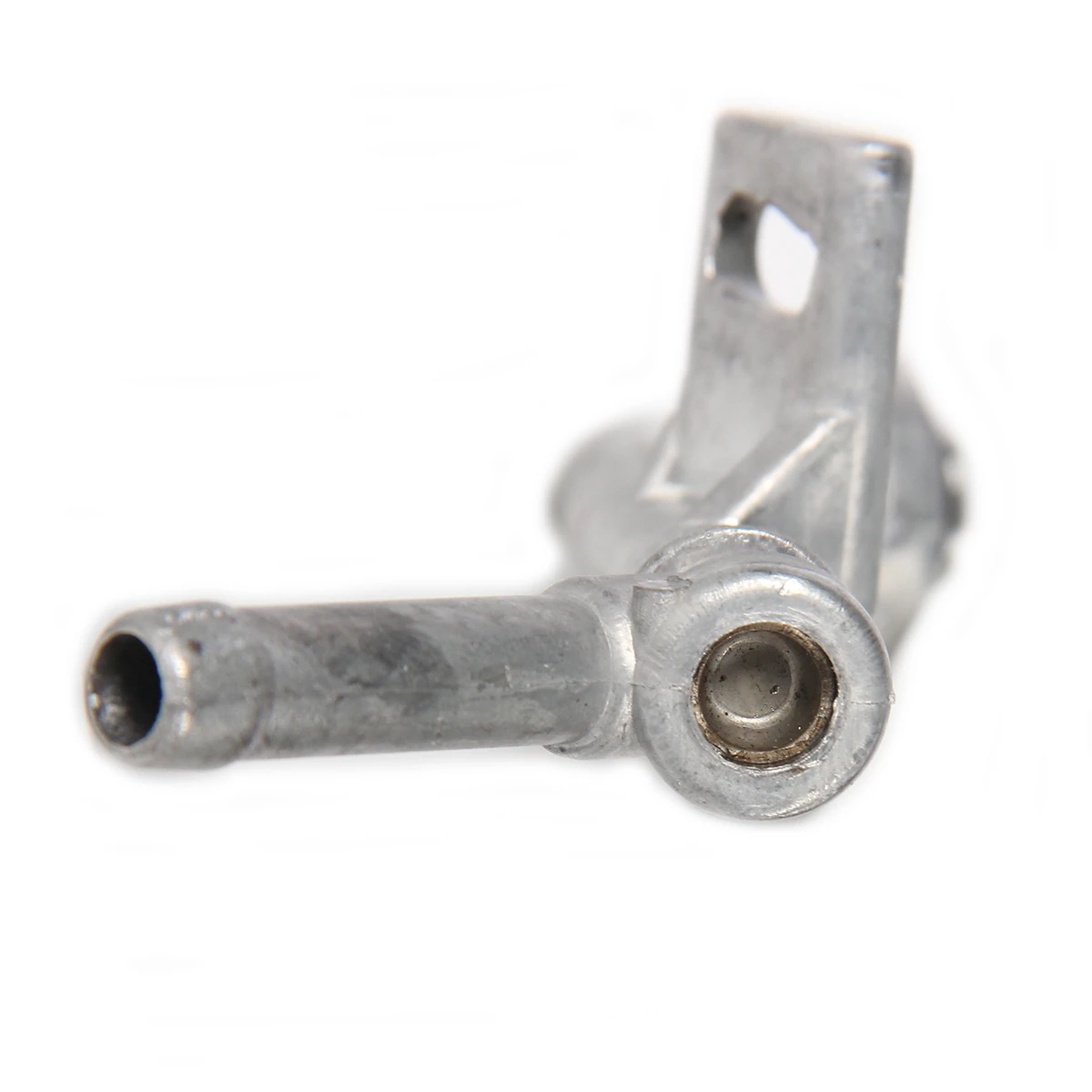 1.6L Cylinder Head Breather Line for VW Beetle Golf Jetta Bora APF AVU BFQ AWH AYD BFS 06A103211K