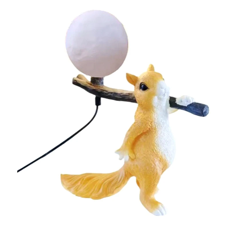 

Resin Squirrel Mini LED Night Light Children's Room Table Lamp Animal Squirrel Desk Lamp Bedside Lamp Home Decor Durable