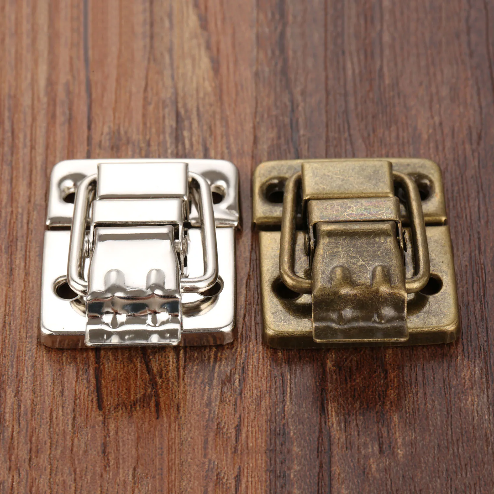 Furniture Fittings Antique Bronze Jewelry Wood Box Toggle Latch Hasp Drawer Latches Decorative Case Buckle Clasp 30*36mm DRELD