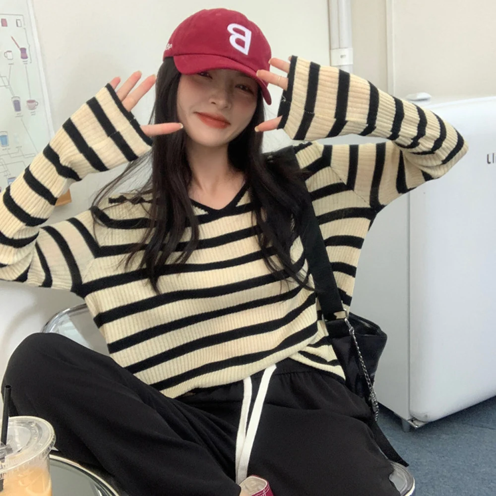 Women Long Sleeve V Neck Loose T Shirt Summer