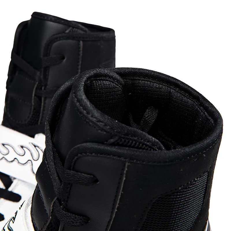 Men's and Women's Comfortable Wrestling Shoes Competition Wear-resistant Sports Shoes Lightweight Non-slip Boxing
