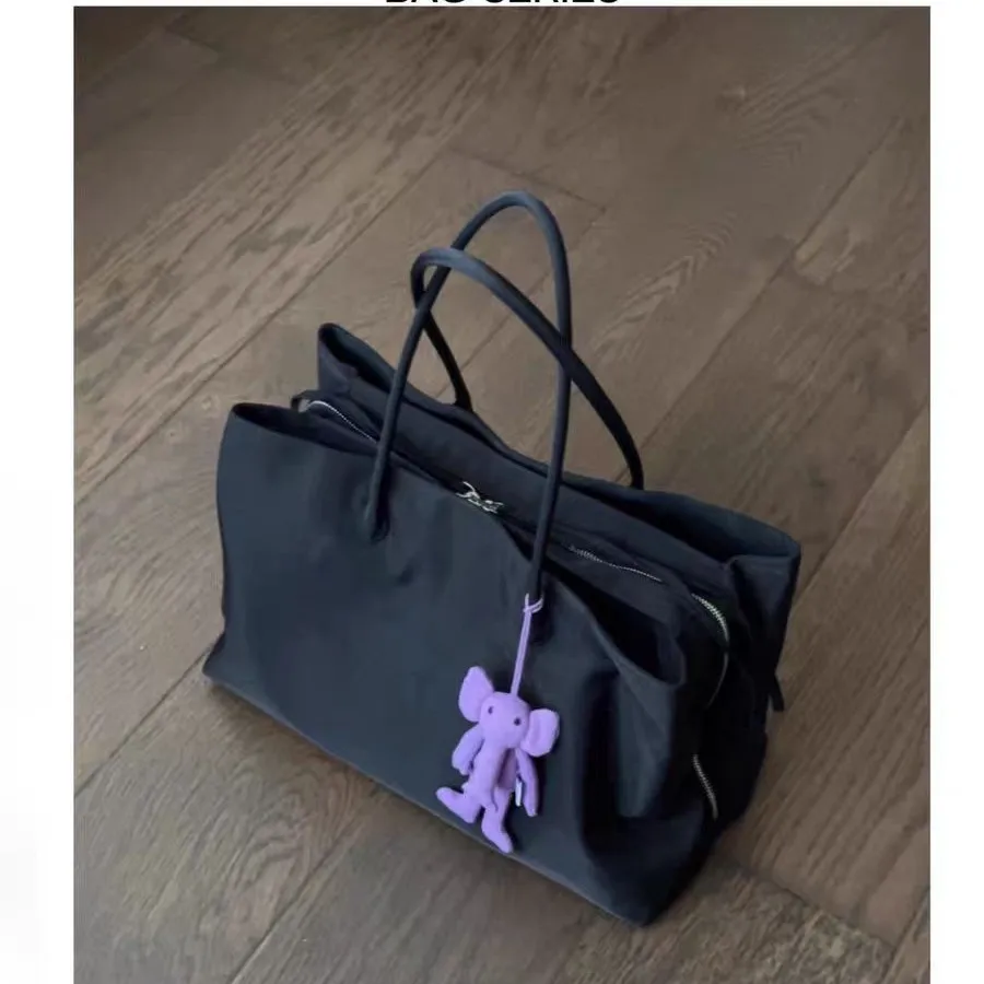 Women's Solid Black Cool Tote Bag 2025 New Fashion Simple Nylon Large Capacity Commuter Double Zipper Compartment HandBags