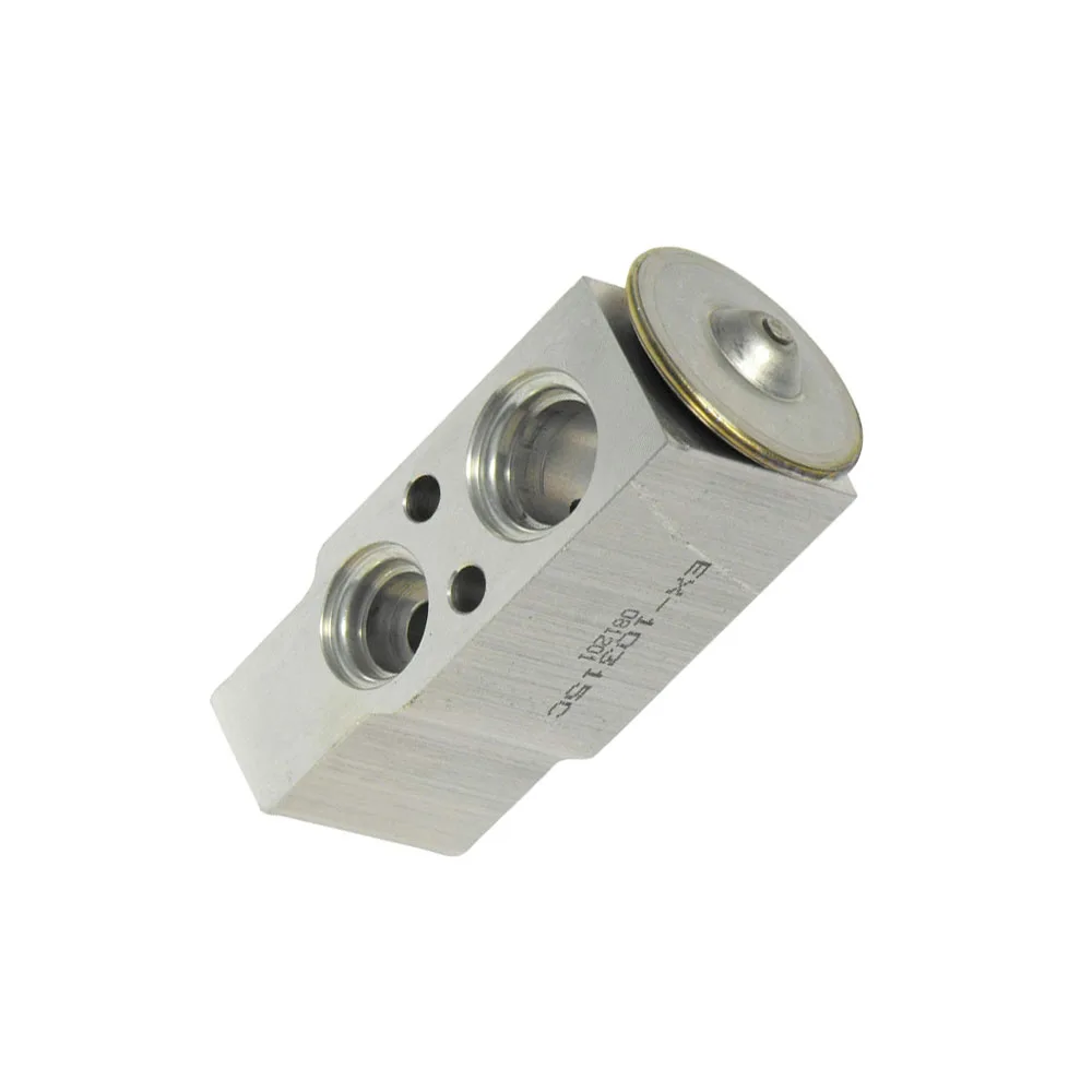 Car A/C Expansion Valve 7810A068, 7810A126, 3131180 for