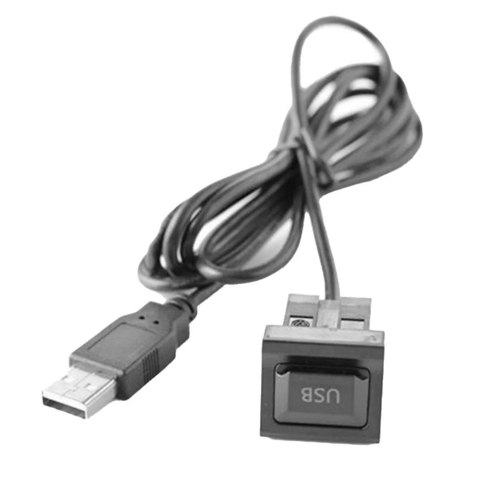  Ŀ   ÷ Ʈ  USB ͽټ, ǰ г AUX  ̺, 1  USB, ǰ