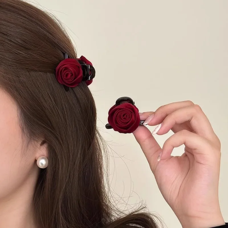 2 Stücke Rote Rose Kleine Haarklammern Prinzessin Frisur Haarklammern Klemmkrallen Fransen Pony Clips Niedliche Blumen Haarschmuck