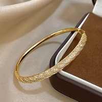 Bracelets de luxe torsadés en Micro incrusté de Zircon pour femmes, à la mode, en cuivre plaqué or, empilés, bijoux cadeaux 5