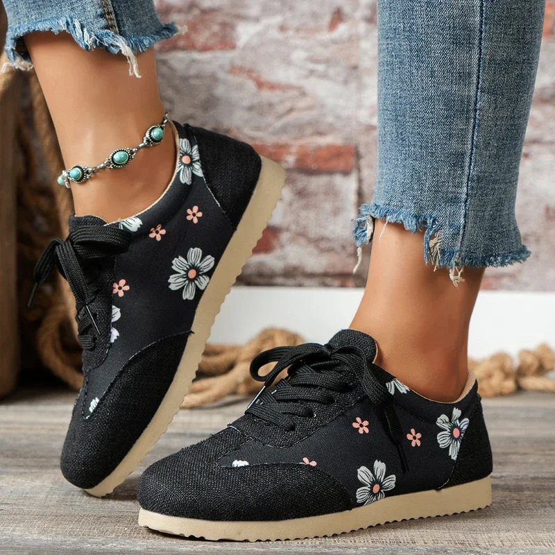 

New Flats for Women 2023 New Fashion Lace Up Women's Casual Walking Shoes Outdoor Breathable Ladies Sneakers Tenis Feminino