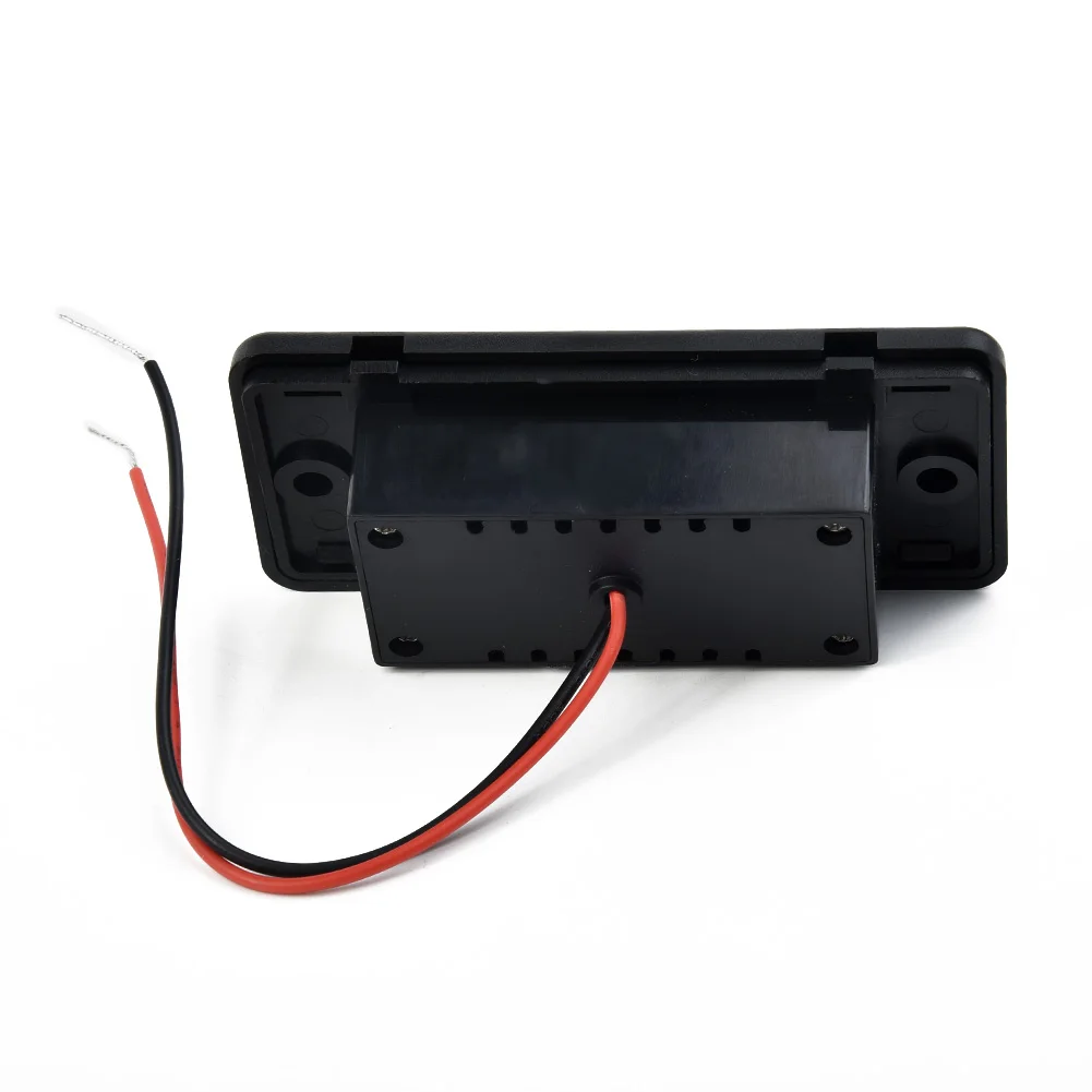 Рисунок 3 - Розетка зарядная с 2 USB-портами