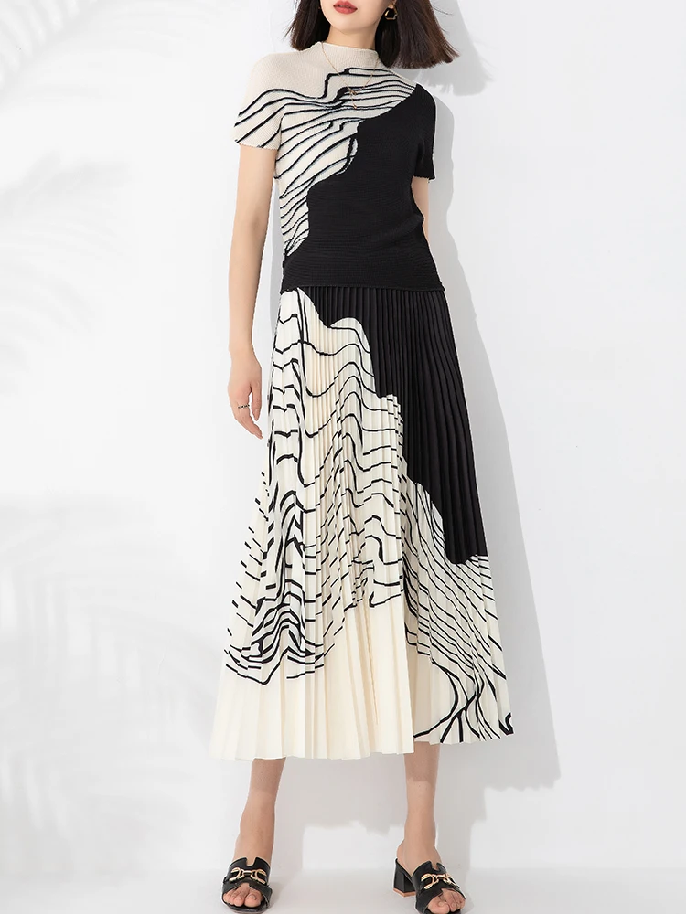 Miyake Pleated Zebra Striped Printed Two Piece Set 2023 Autumn New Fashion High Neck Corn Tops High Waist Hanging Pleated Skirts