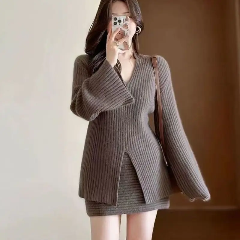 Women's Autumn Winter Two Piece Set Salt Style Wear with Royal Sister Feel Loose Small Fragrant Sweater Half Skirt Outfits