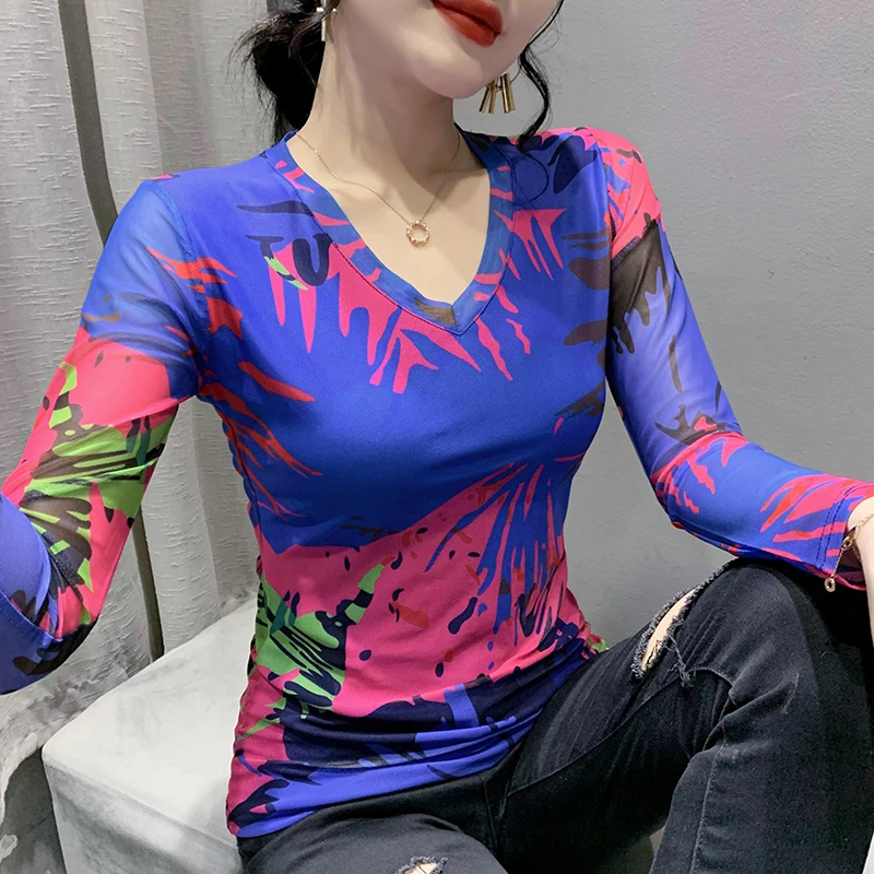 

Fall Winter European American Clothes Mesh T-Shirt Chic Sexy V-Neck Print Geometric Women Tops Long Sleeve Elastic New Tees 9392