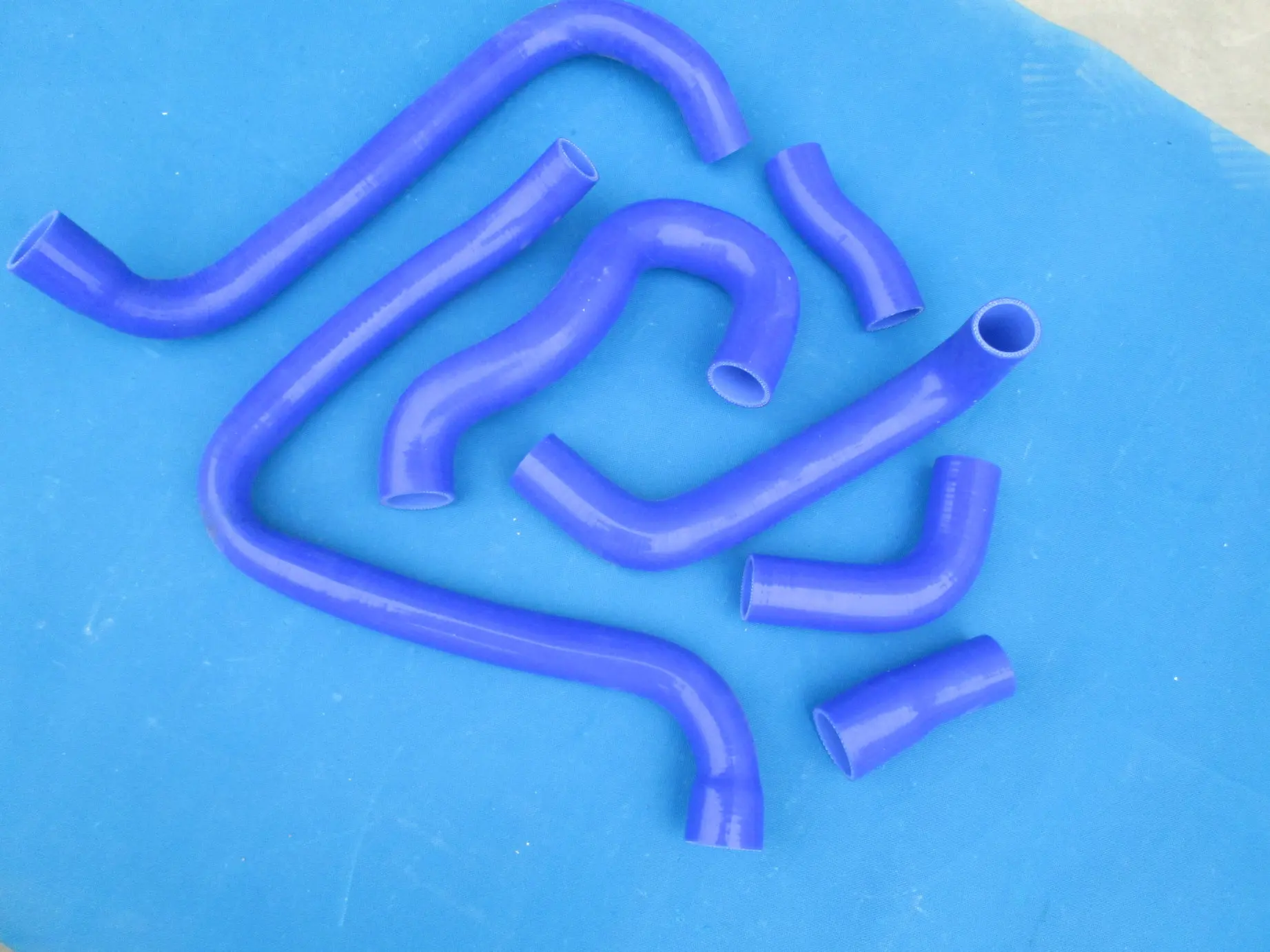 

Силиконовый шланг для радиатора Lotus 910 2.2L SE S4 GT3 Turbo 1993-1996 1993 1994 1995 1996