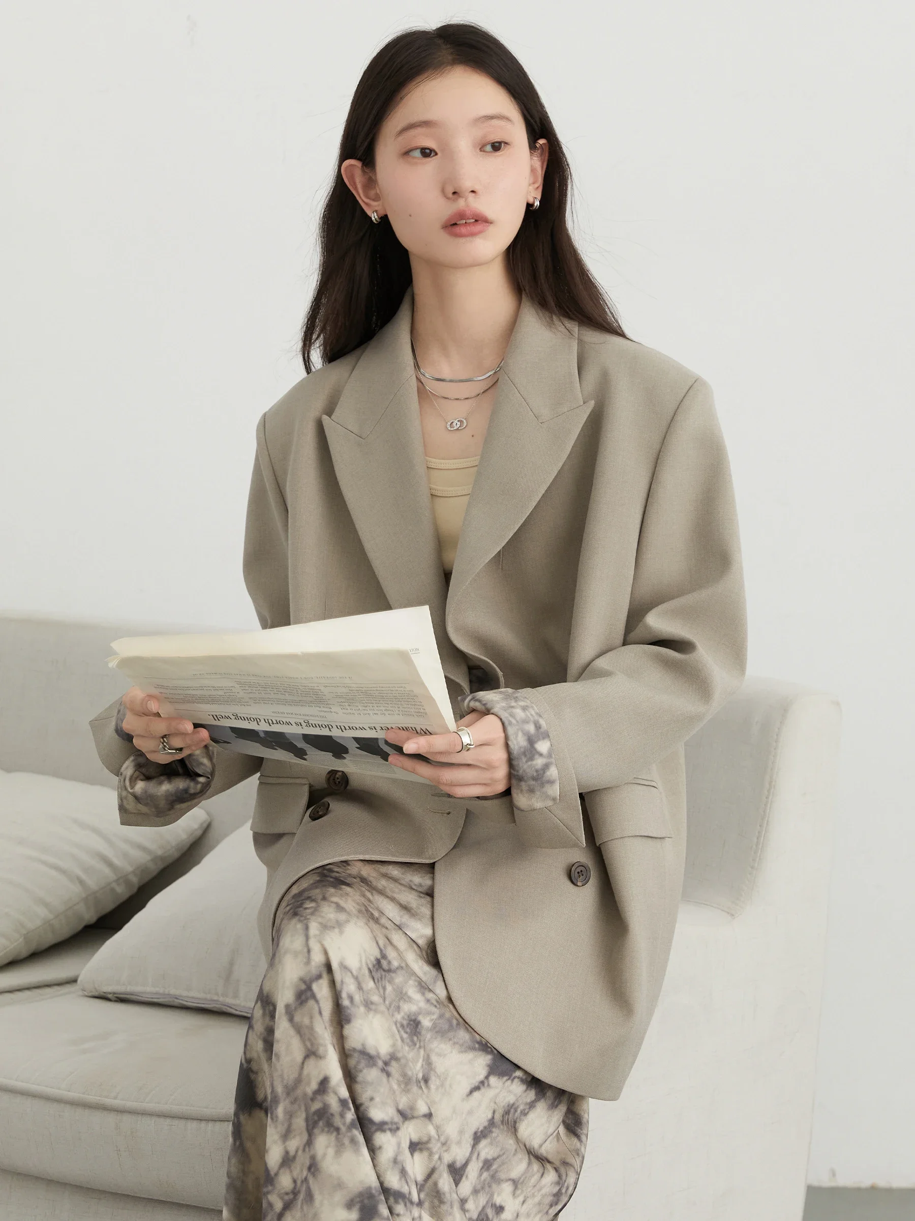 CHIC VEN Women Blazer Solid Loose Korean Wide Shoulder Female Jacket Double Breasted Woman Coat Spring Autumn