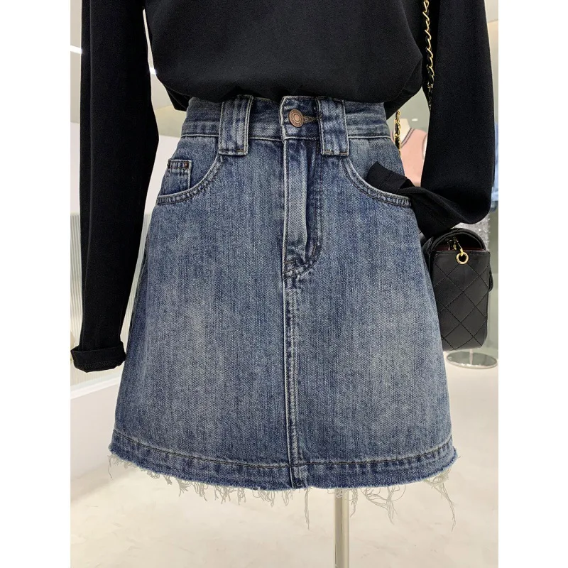 

Spring 2023 New Fashion New Summer Women High Waist Button Wigh Leg Jeans Shorts Casual Female Loose Fit Blue Denim Shorts