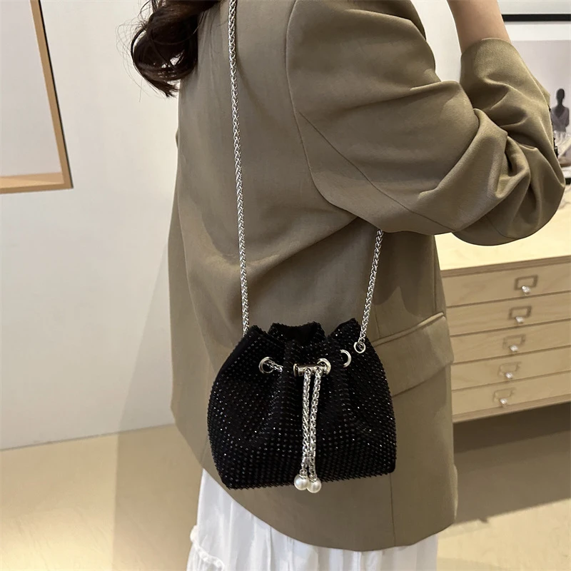Portable Shiny Evening Banquet Bag Handbag Korean Style Drawstring Crossbody Bag Small Purse Mini Bucket Bag Women