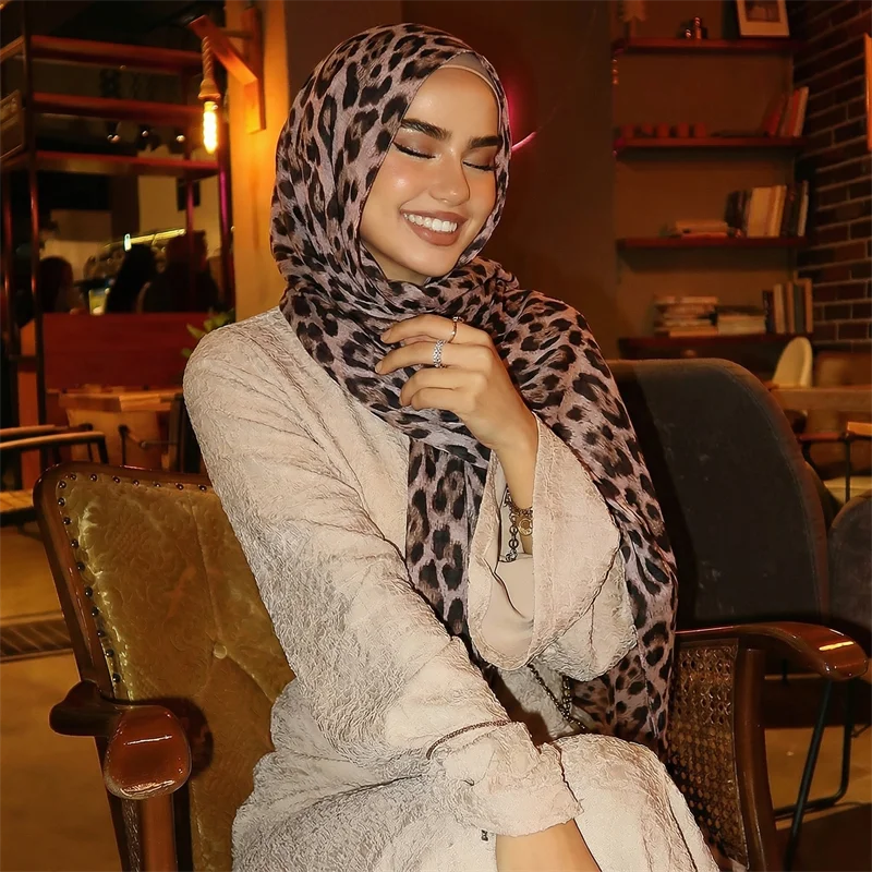 2026 Luxusmarken-Schal mit Leopardenmuster, Baumwollschal, Damen-Wickeltuch, großer warmer Pashmina-Hijab, Kopftuch, Schals, Bufanda, Foulard, Stolen – Detail 18