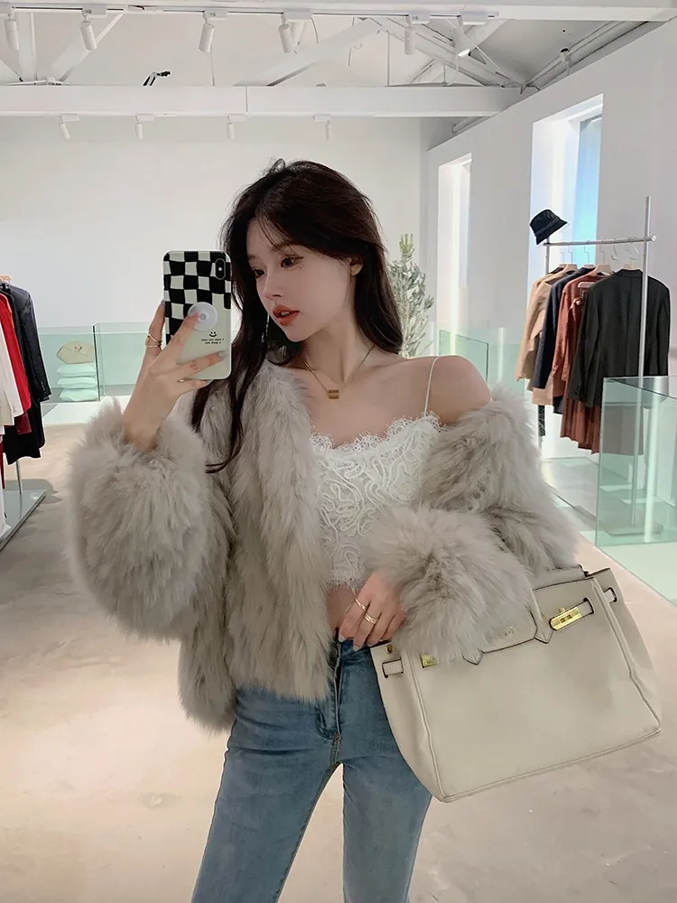 Korean Style Fashion New Women Fox Fur Coat 2023 Winter Crew Neck Long Sleeve Short Slim Fit Stitching Faux Leather Fur Coat