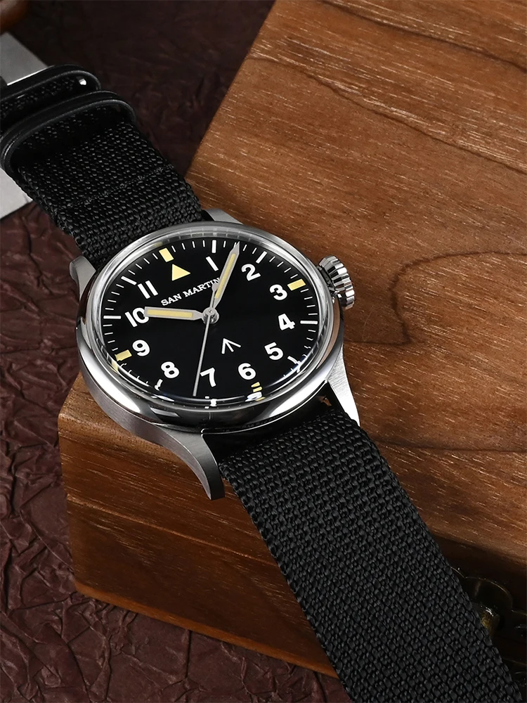 San Martin 38.5mm Sapphire Wristwatch Simple Pilot Military Field Automatic Mens Watch NH35 Luminous Reloj 10Bar SN0105NB-1