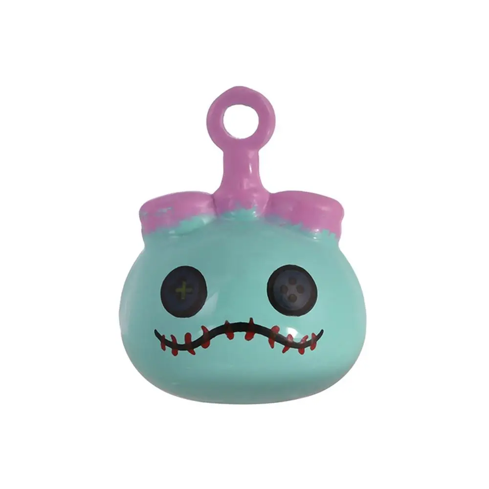 thumbnail image 1 of 10 piezas de mini campanas de metal divertidas y coloridas con múltiples formas, lindos cascabeles de calabaza y muñeco de nieve, colgantes para niños, regalos para Navidad y Halloween, 1 of 5