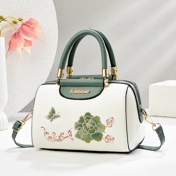 Chinese style Embroidered Women Handbags Ladies Large Tote Women Bag