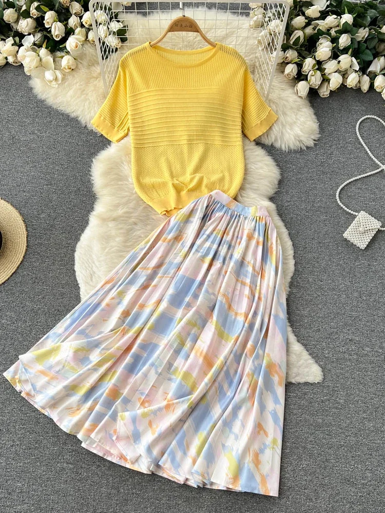 

Женский комплект из двух предметов, элегантная длинная юбка с принтом и плиссированная юбка с высокой талией, трикотажный свитер и топ, лето 2022