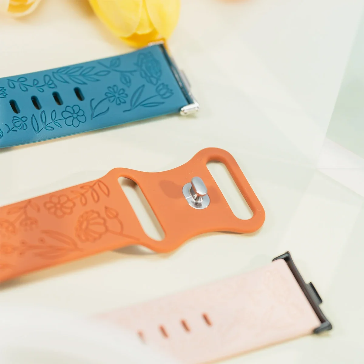 Magnetic Silicone Smartwatch Strap with Carvings Design - Universal Fit Bracelet Accessory