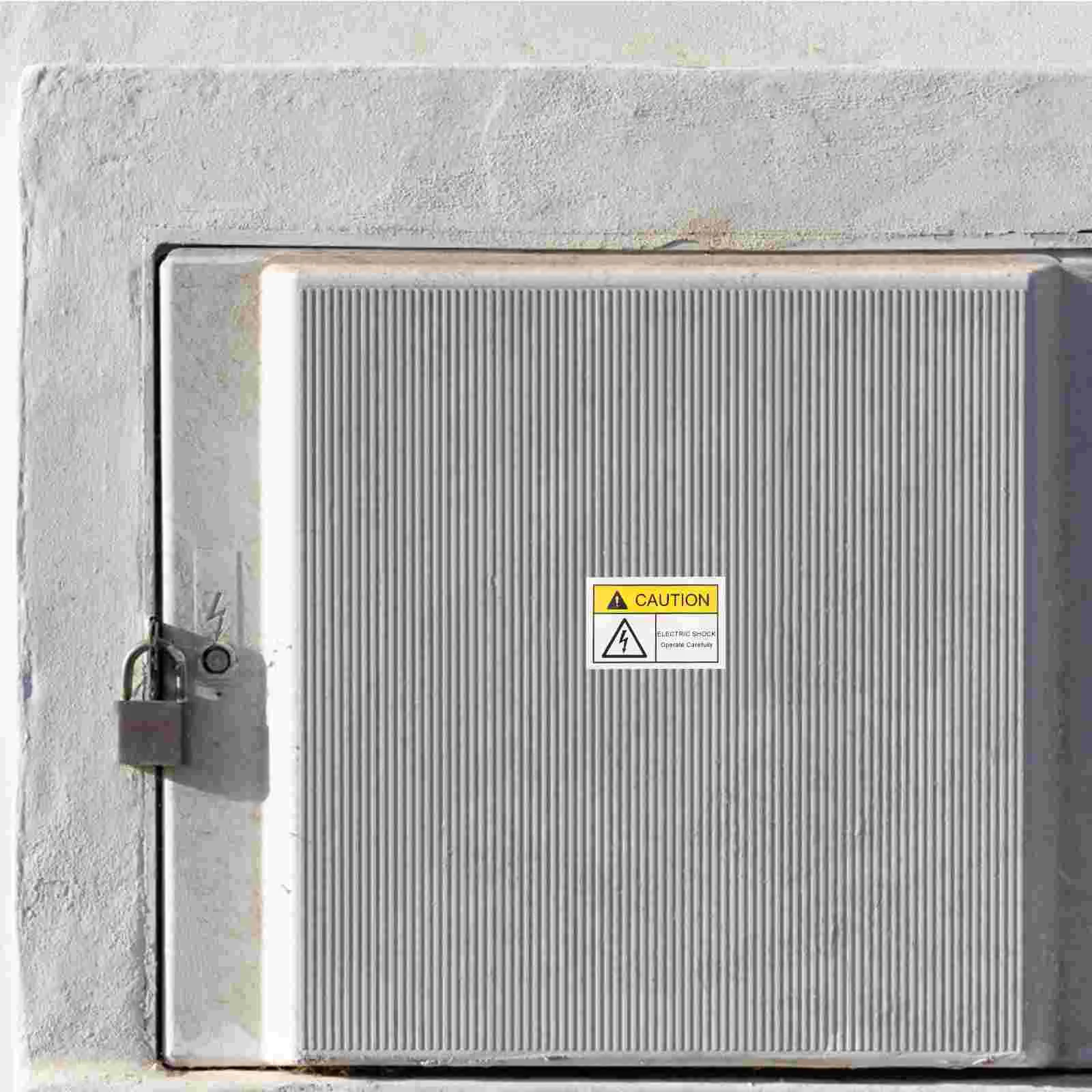 Рисунок 4 - наклейки для заземления