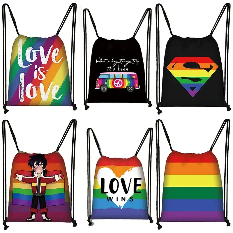 

LGBT Rainbow Heart Pattern Backpack Lesbian Gay Pride Drawstring Bags for Travel Homosexual Fashion Rainbow Storage Bag Gift