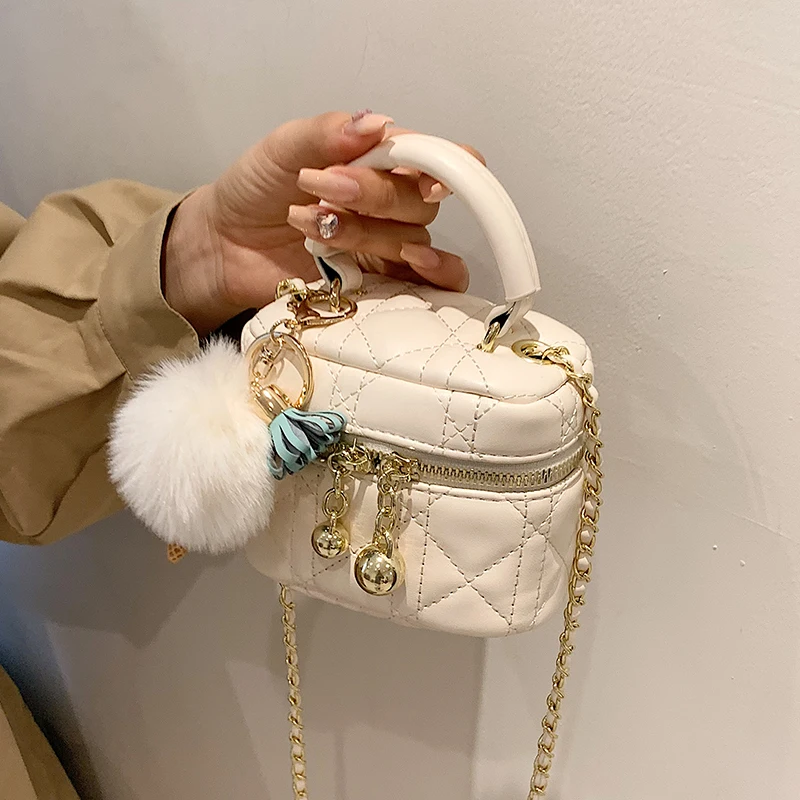 New Fashion Small Fragrant Style Rhombus Chain Bag Shoulder Messenger Bag main image 0