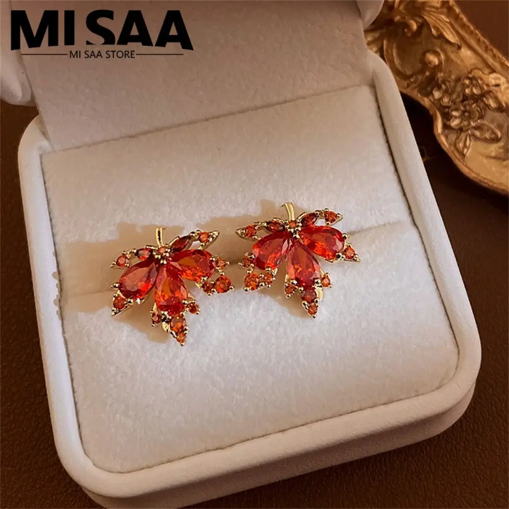 Leaves Popular Sweet Cool Decoration Alloy Earrings Exquisite Beauty And Health Electroplating Maple Leaves Simple Personality