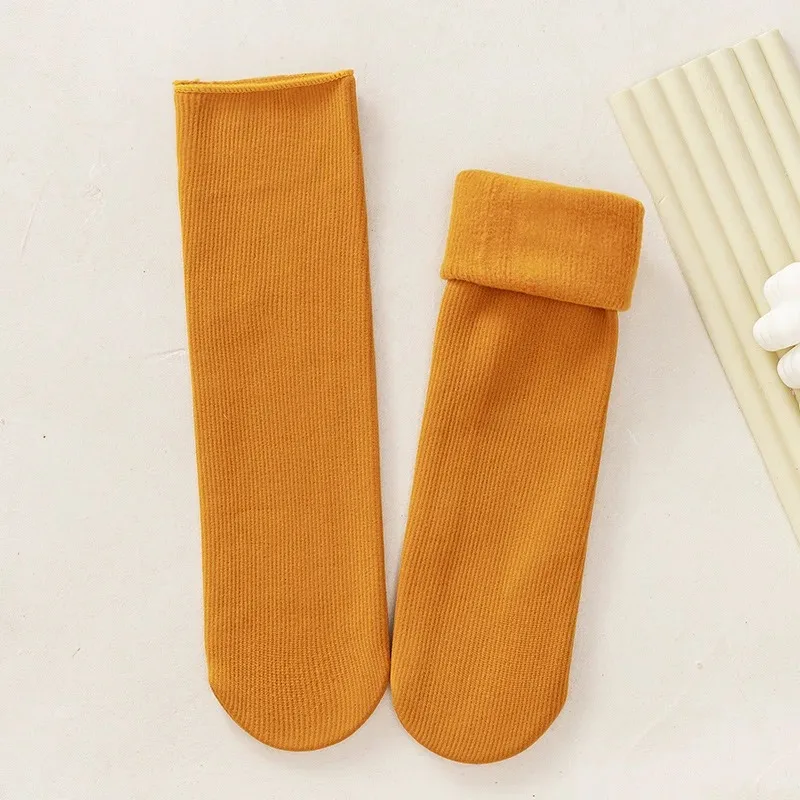 Yellow 5 pairs
