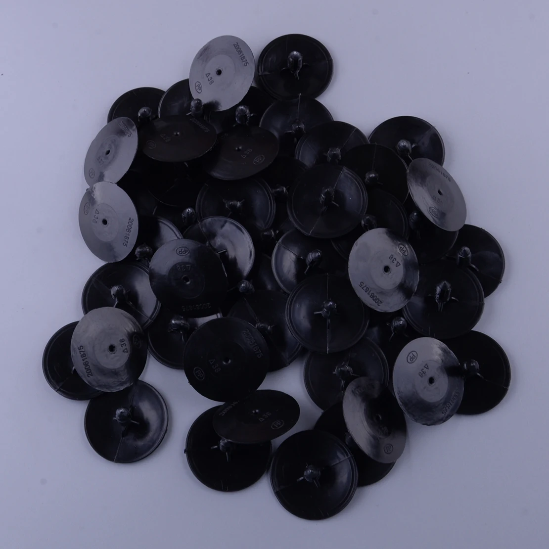 

20064875 100 шт., фиксаторы для капота GM Auveco A15456