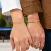 Bracelet en acier inoxydable en forme de cœur et de Zircon pour femmes et hommes, ensemble de bijoux imperméable Simple de couleur or, cadeau pour Couple amoureux, 2 pièces